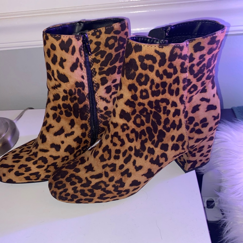 ⭐️ SOLD ⭐️ Cheetah Print Ankle Booties